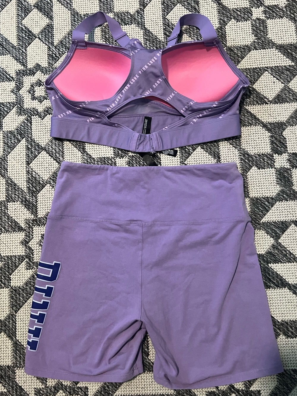 EUC💗PINKVS ActiveUltimatePushUp LogoSportsBra/Cotton Logo Bike Short/Lavender/L - Picture 3 of 9
